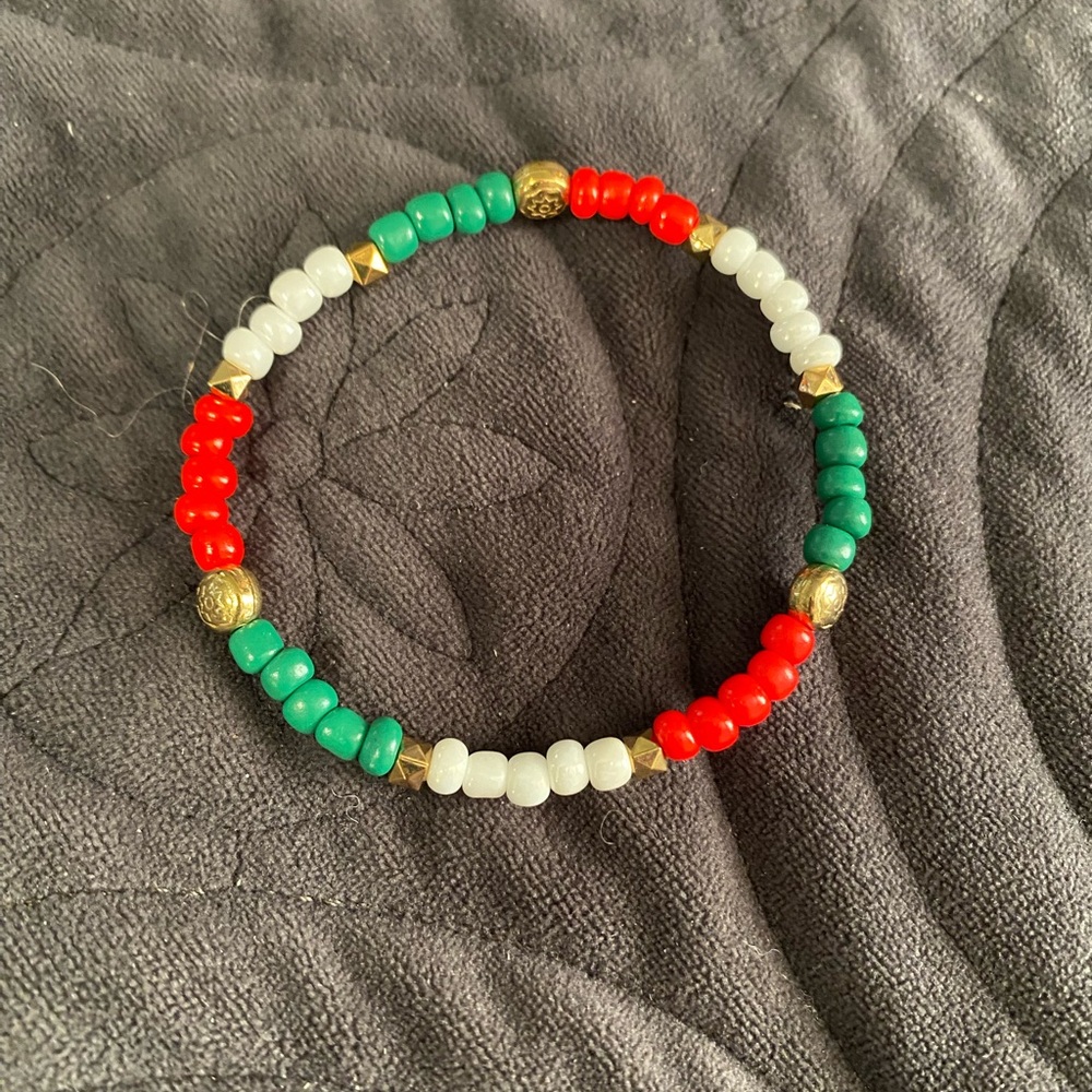 Colorful Beaded Christmas Stretch  Bracelet